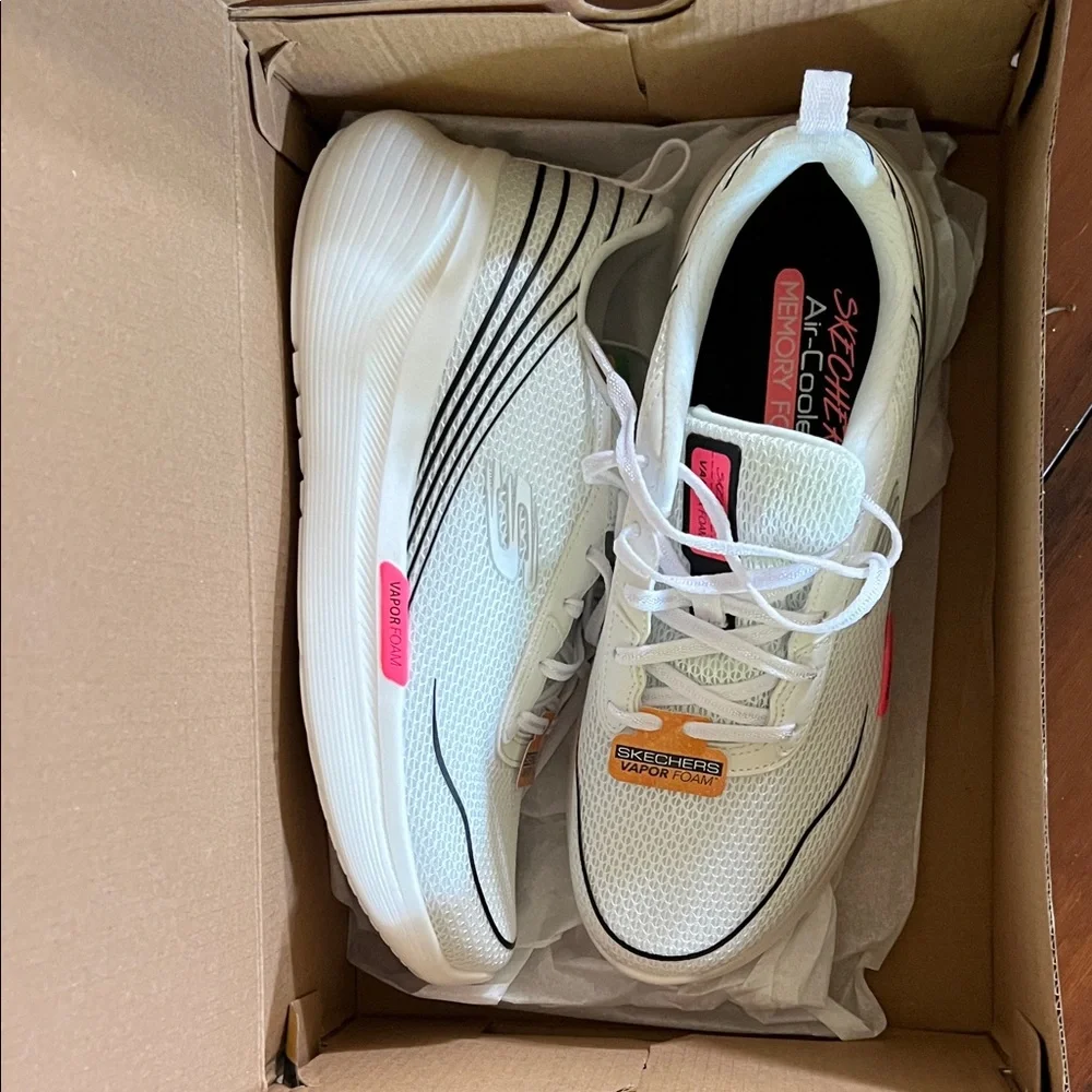 Skechers Women Size 9.5 Vapor Plus Light Hot Pink Running Shoe - Picture 2 of 4